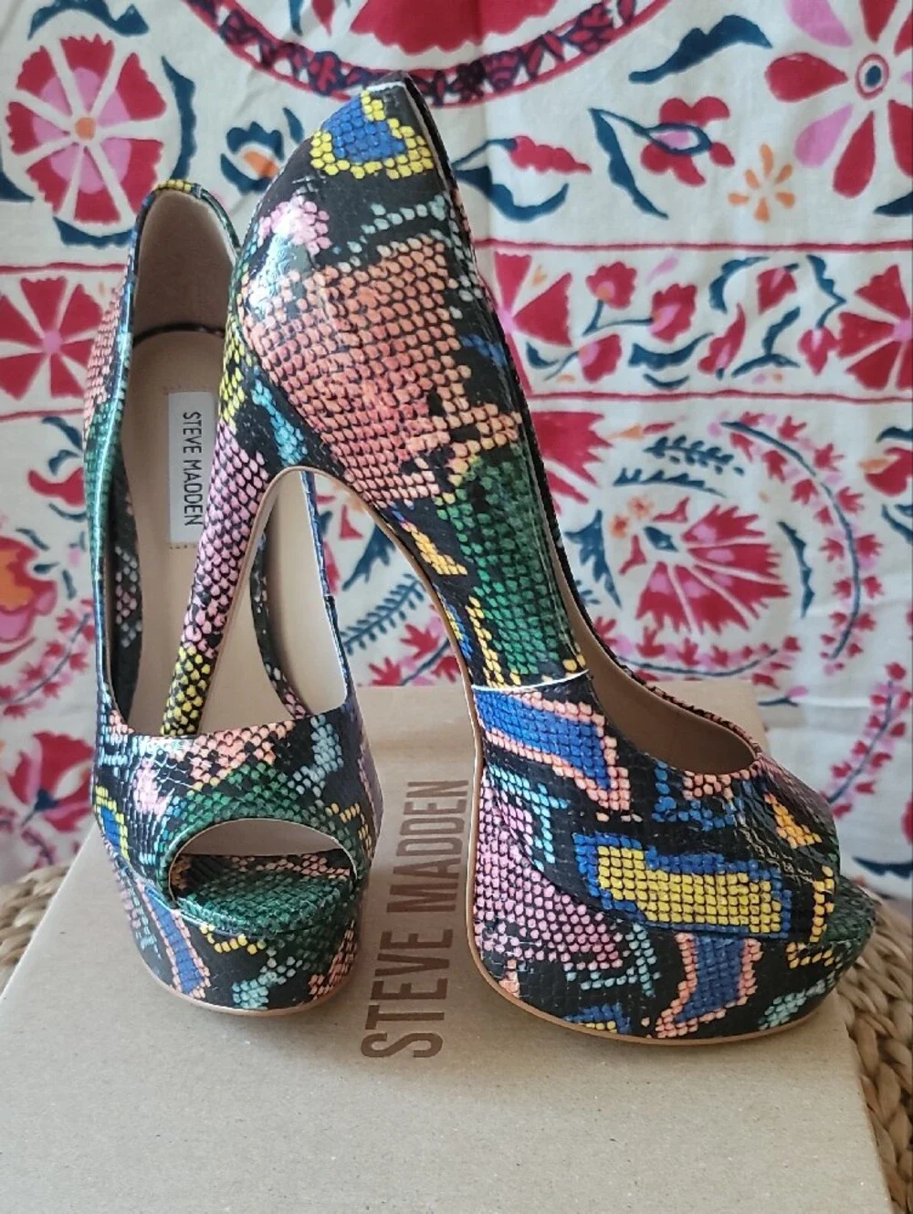 Steve Madden Deanna Multi Snake-Print Platform with Matching Bag